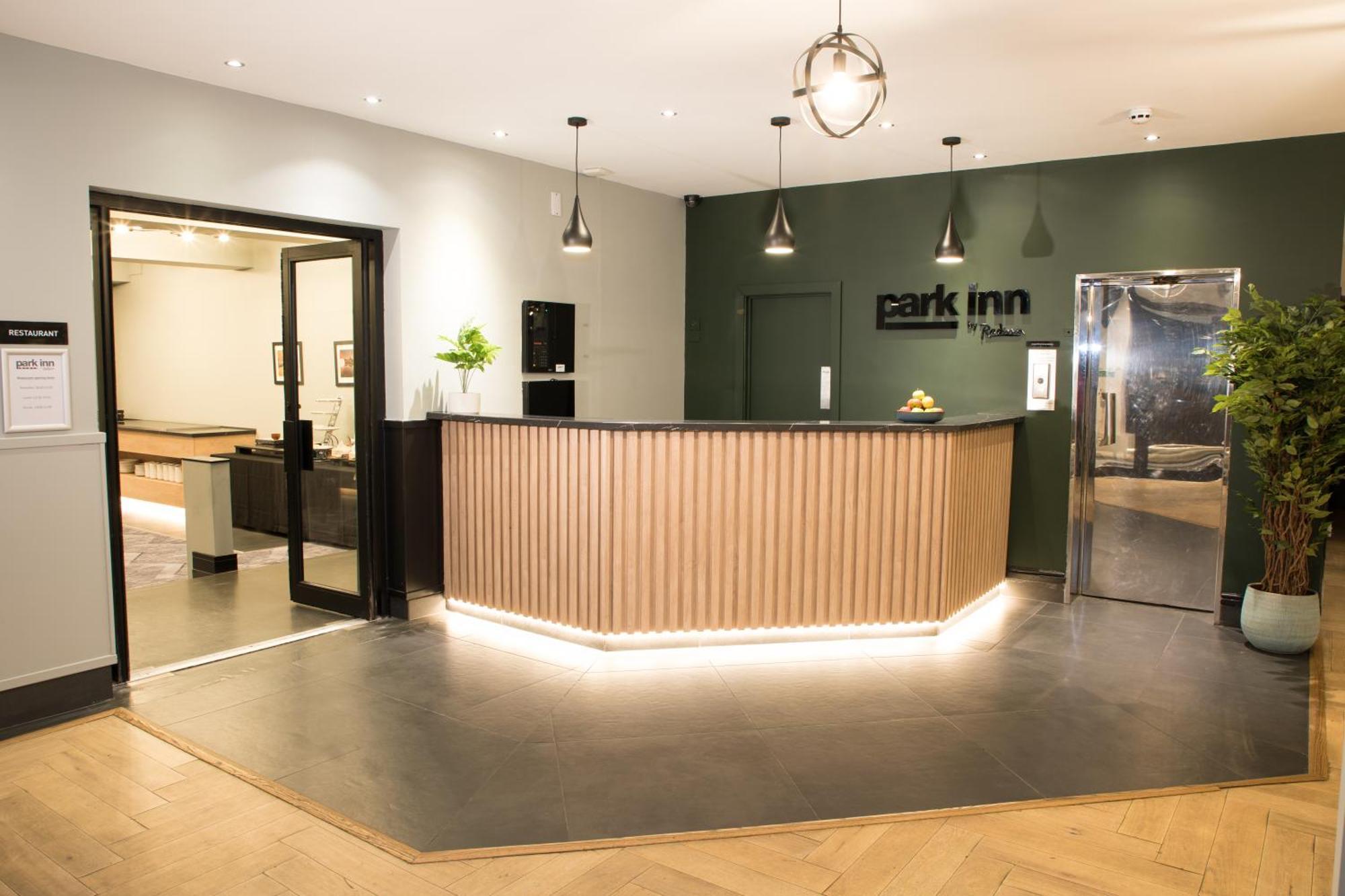 Park Inn By Radisson Борнмут Экстерьер фото